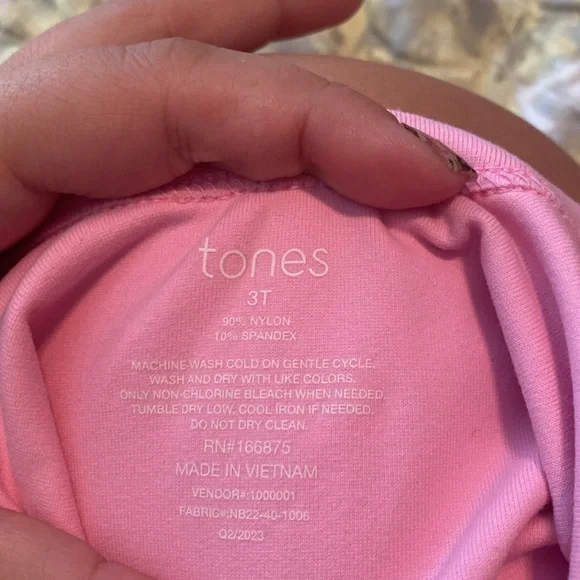 3t bubblegum bodysuit - Picture 2 of 3